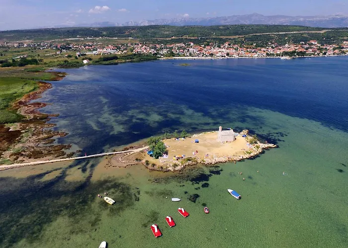 Seaside House With A Swimming Pool - Novigrad - 25193 بيت للعطل