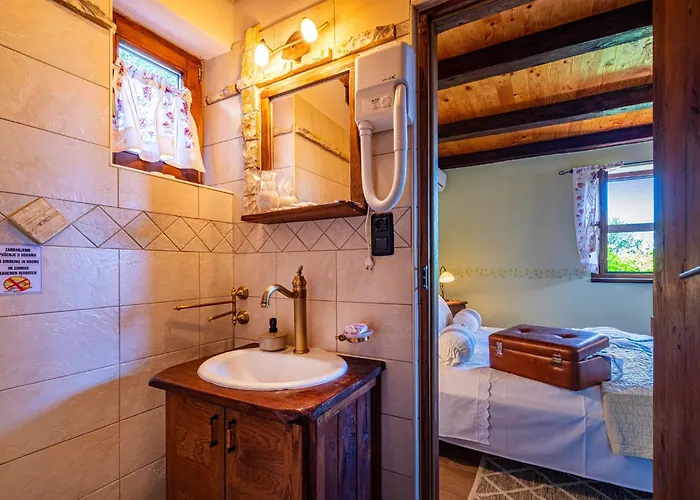 Seaside House With A Swimming Pool - Novigrad - 25193 بوسيدارجي