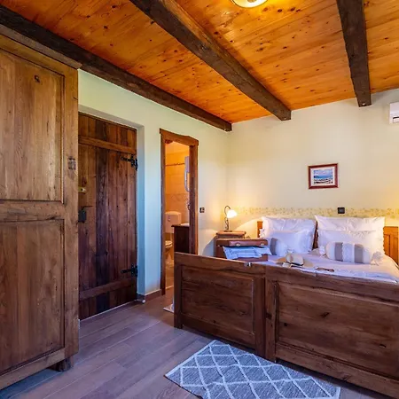 Сasa de vacaciones Seaside House With A Swimming Pool - Novigrad - 25193 *